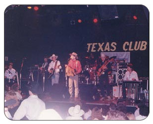 Garth Brooks at the Texas Club - 3/20/90