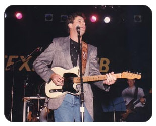 Vince Gill at the Texas Club - 6/11/90